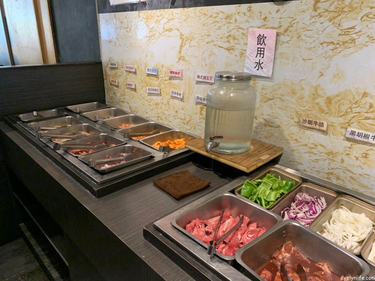 台中沙鹿|肉鮮生|高CP值韓式烤肉吃到飽 · 韓式小菜.蔬食炸物任你吃 - 第6張圖
