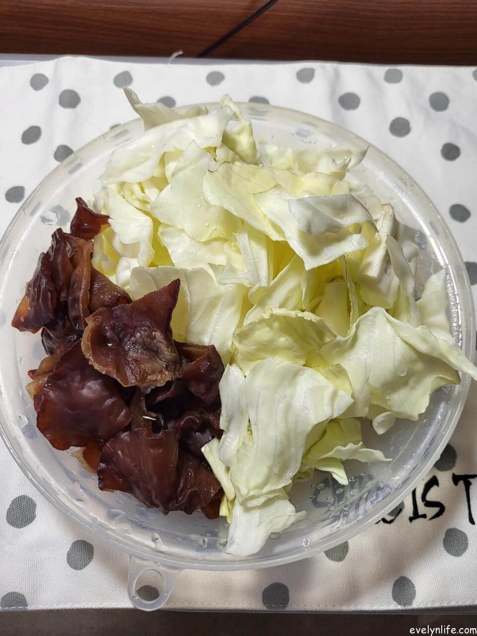 超簡單自製鹽水雞|套房料理|全聯油雞腿.美食鍋無油煙快速料理 - 第3張圖