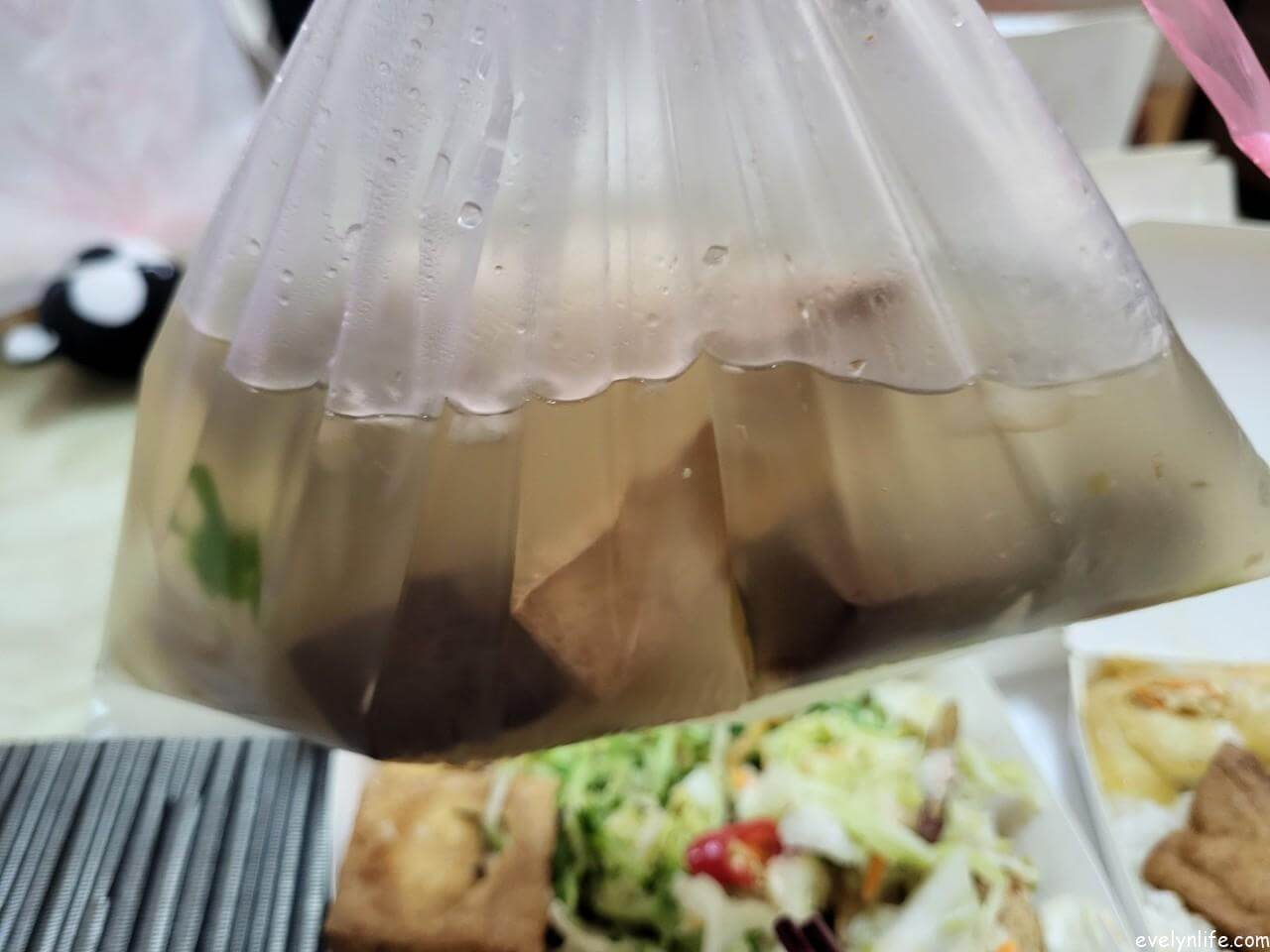阿宏小吃沙田二店|台中龍井|CP值高的平價小吃店 · 有臭豆腐及香酥炸鴨頭 - 第16張圖