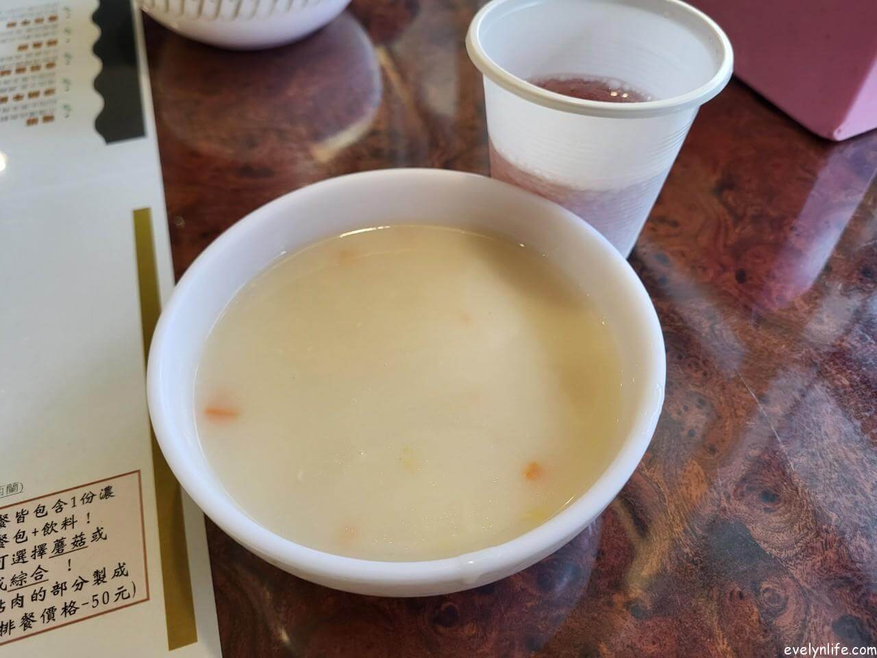 牛伯伯牛排館|台中沙鹿|道地台式牛排店 · 麵量多 · 適合家庭日常聚會 - 第7張圖