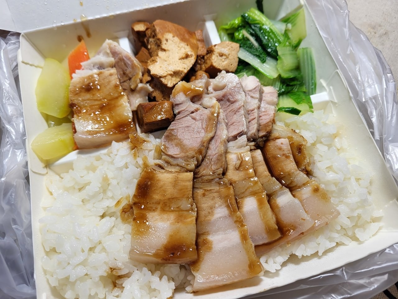 嘉鄉魯肉飯|台中沙鹿|家常味的一家小店.煲湯炸豆腐.滷肉飯便當多種選擇 - 第20張圖