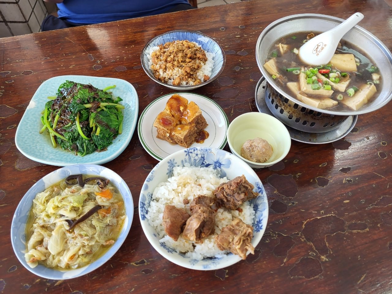 嘉鄉魯肉飯|台中沙鹿|家常味的一家小店.煲湯炸豆腐.滷肉飯便當多種選擇 - 第6張圖