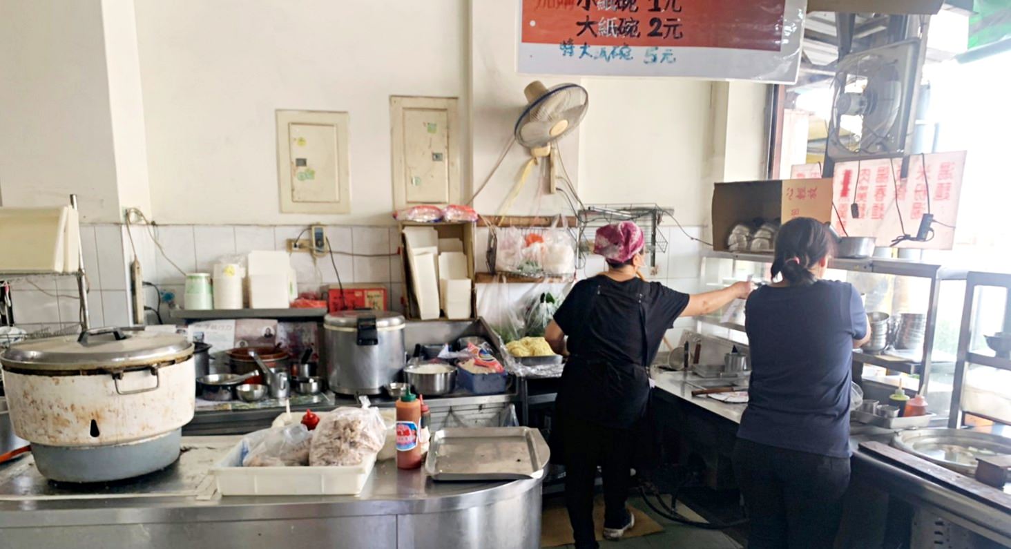 錦昌小吃部|台中大肚|在地人必訪小吃店.傳承40年在地好味道.炸粿蚵嗲米糕.滷味小菜肉羹湯 - 第2張圖