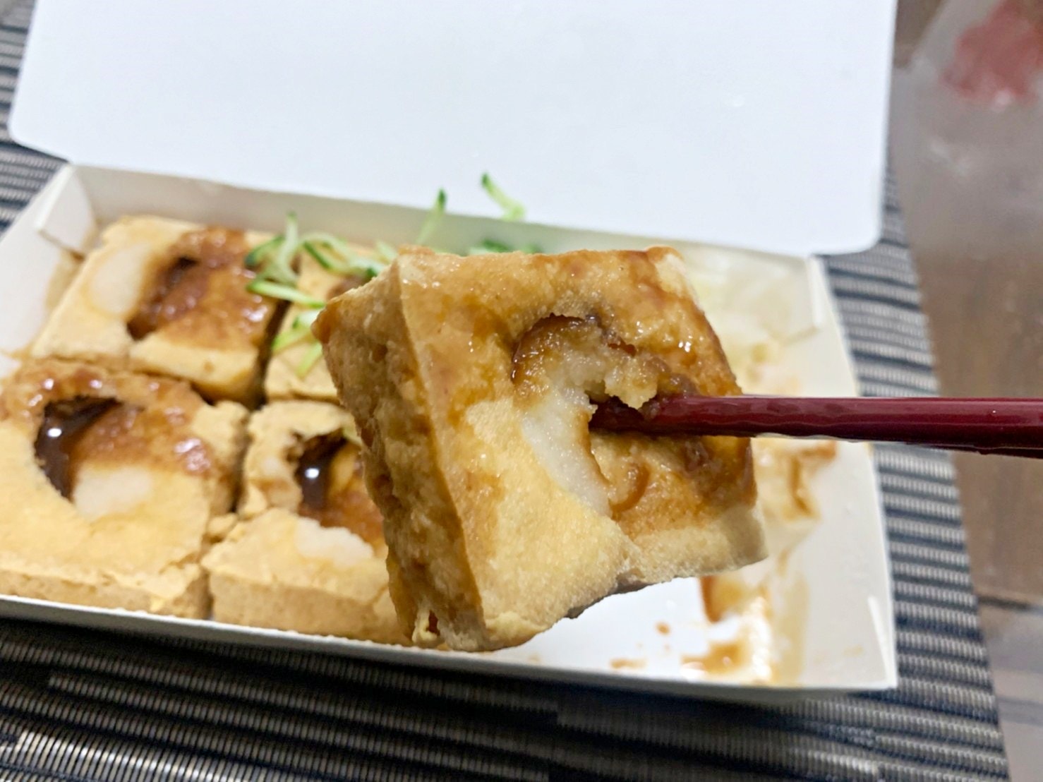 陳媽媽臭豆腐|台中沙鹿|海線有名的臭豆腐.外酥內嫩.泡菜小黃瓜絲好吃辣醬.位在平交道旁的美味小吃 - 第13張圖