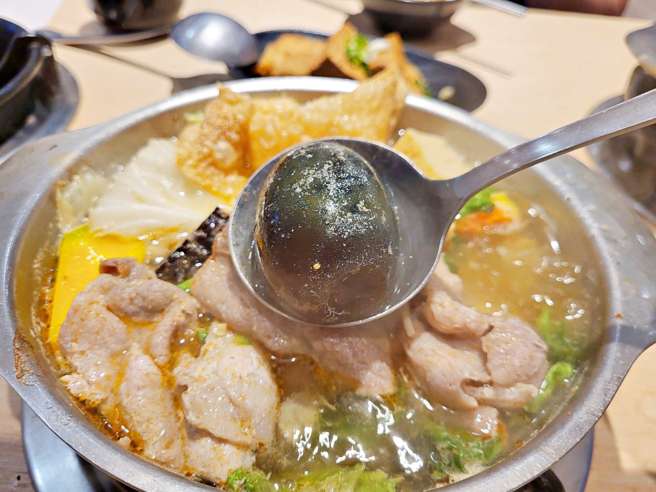 台中沙鹿|柚一鍋小火鍋.25種風味鍋物可選擇.冰淇淋魯肉飯吃到飽 - 第14張圖