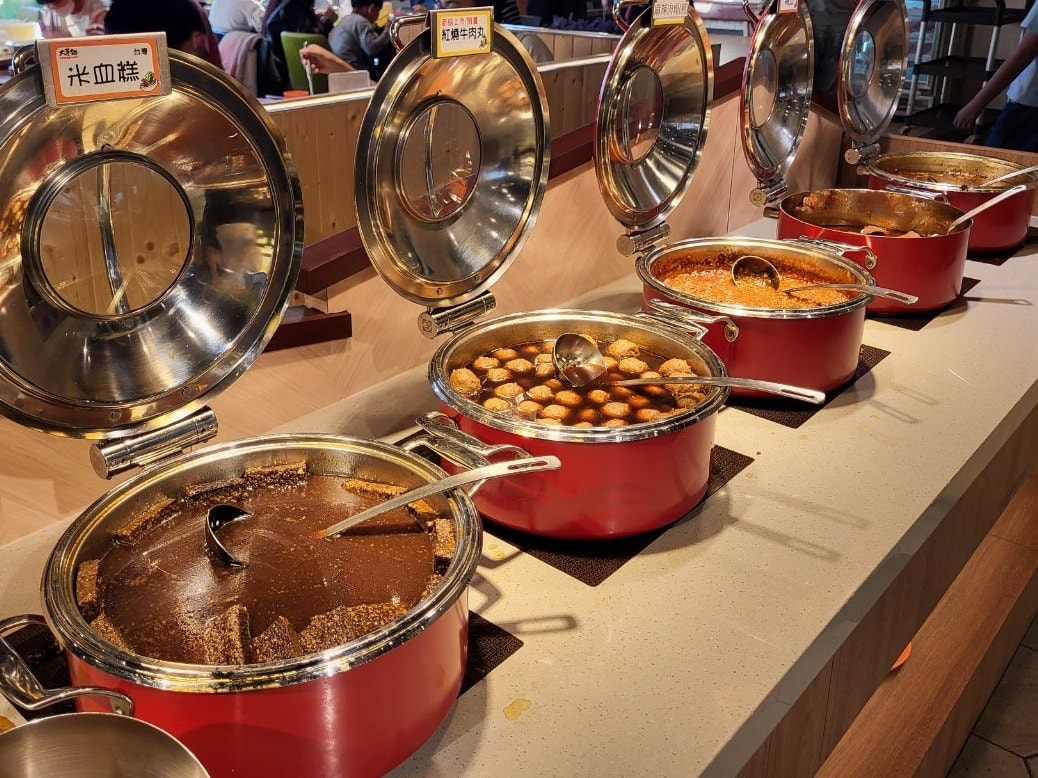 台中沙鹿|大喜鍋沙鹿店.50種以上鍋物好料吃到飽平價鍋物.5選2鴛鴦鍋湯底 - 第15張圖