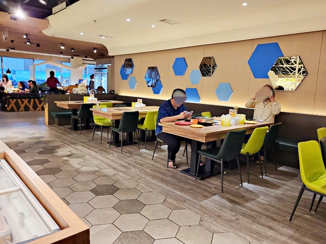 台中沙鹿|大喜鍋沙鹿店.50種以上鍋物好料吃到飽平價鍋物.5選2鴛鴦鍋湯底 - 第3張圖