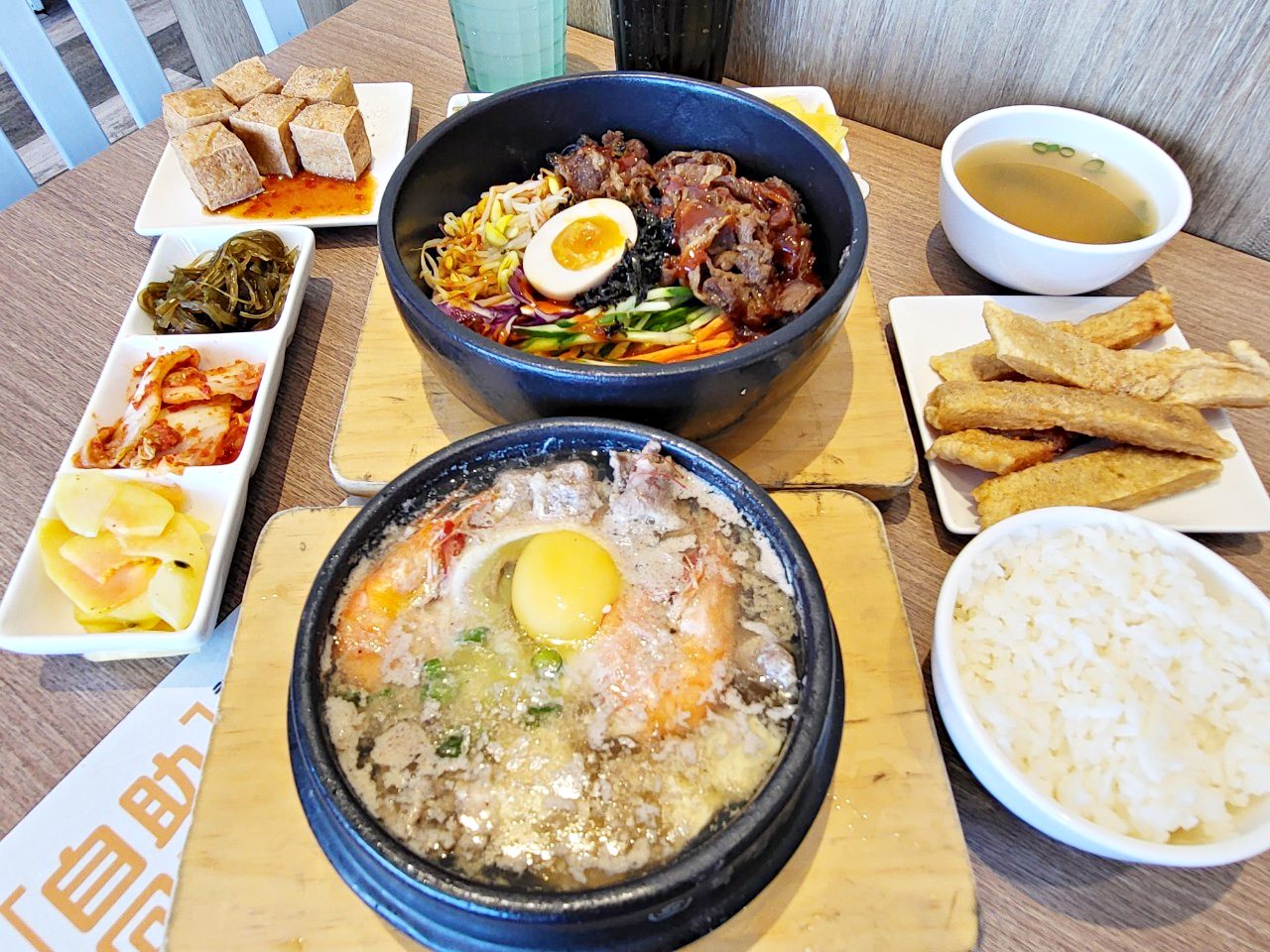 三井美食懶人包店家整理|來台中港三井Outlet吃什麼~火鍋燒肉吃到飽、美食街日式泰式義式料理 - 第26張圖