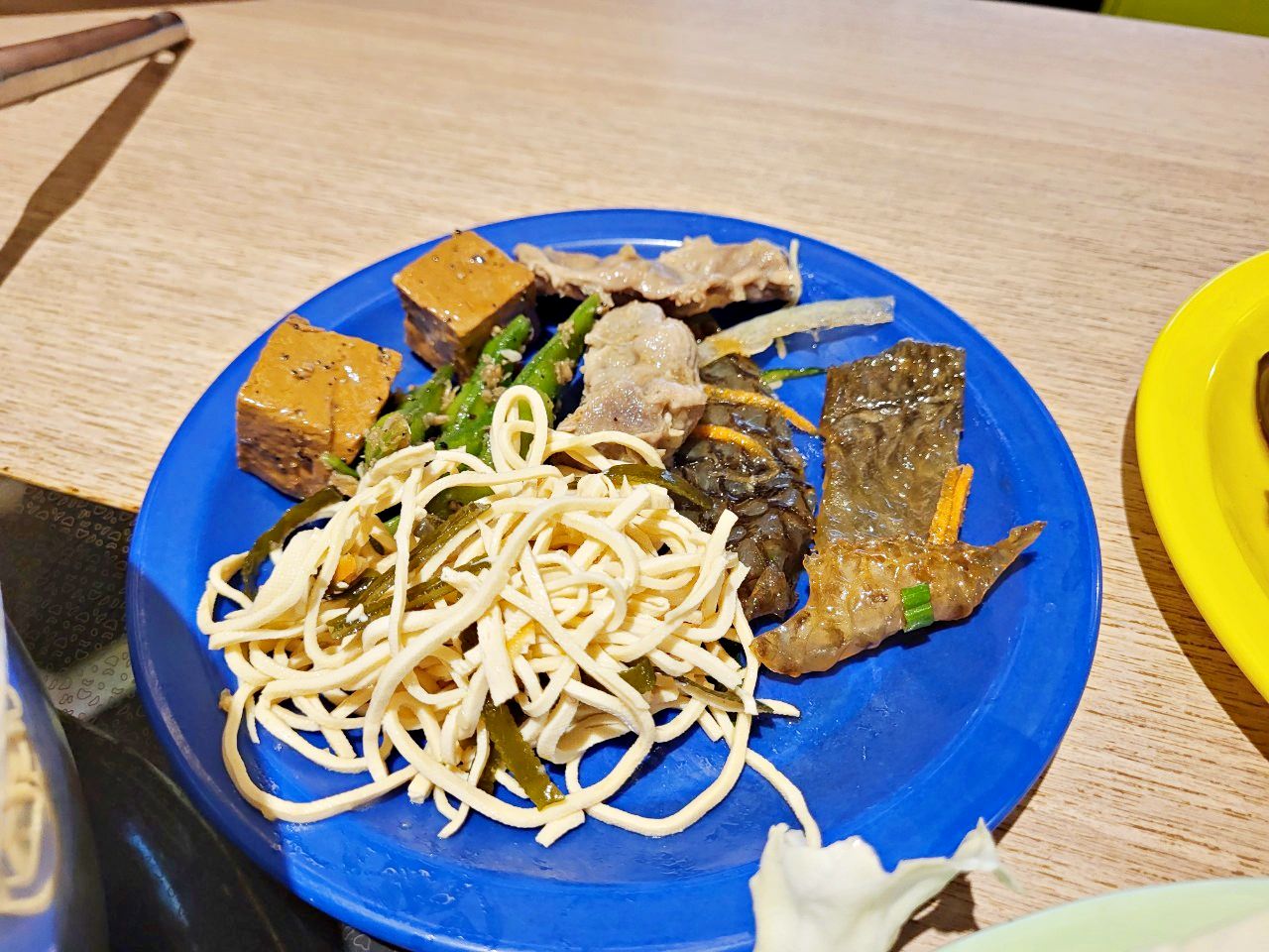 台中沙鹿|大喜鍋沙鹿店.50種以上鍋物好料吃到飽平價鍋物.5選2鴛鴦鍋湯底 - 第18張圖