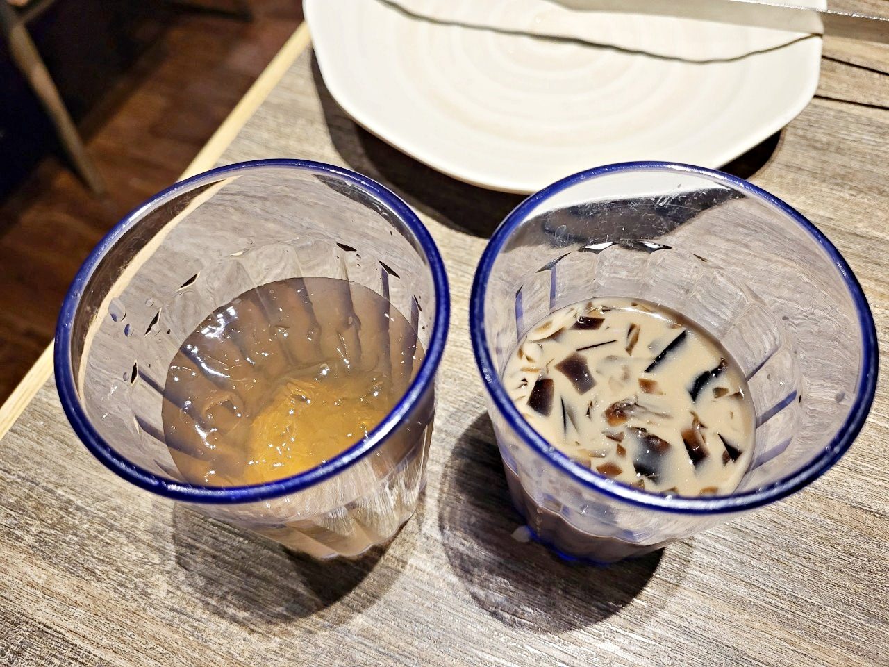 台中港三井|但馬屋涮涮鍋|多種價位肉品及沙拉吧吃到飽.壽喜燒鴛鴦鍋 - 第53張圖