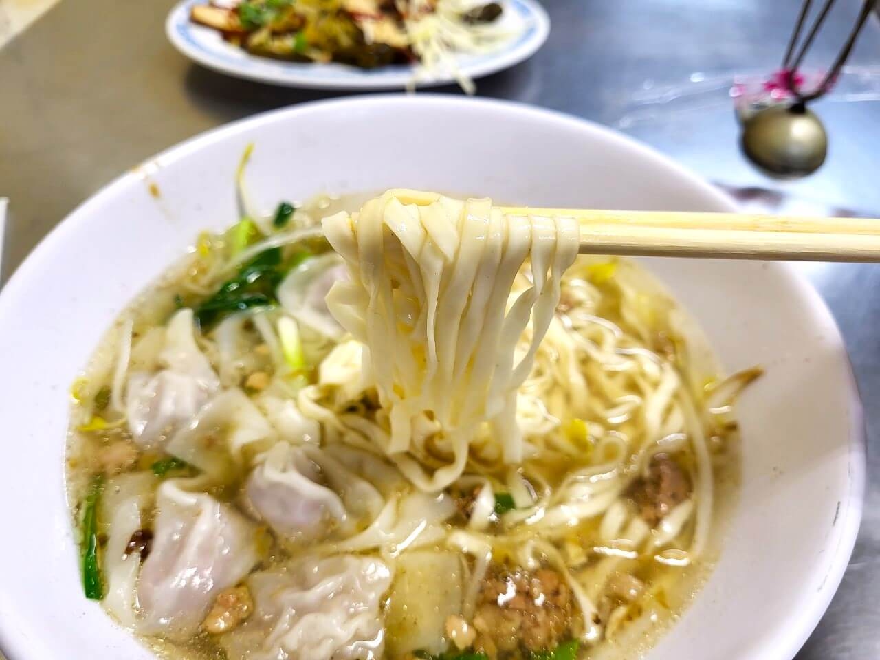 台中烏日|弘學雅集|古早味日常晚餐小吃店.炒飯炒麵.燴飯餛飩麵.成功嶺附近 - 第9張圖