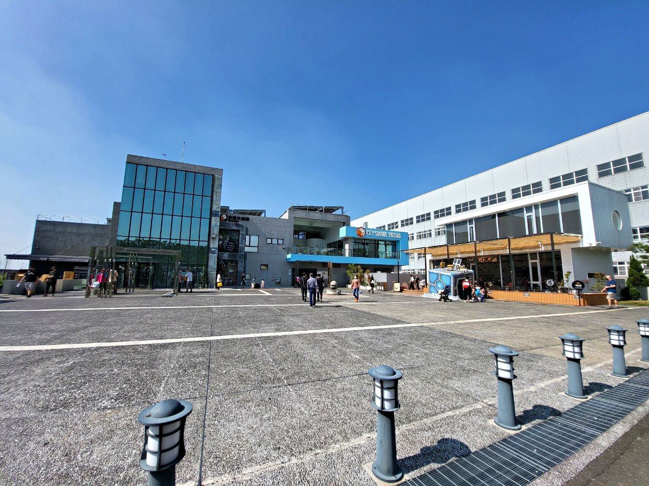 嘉義大林|老楊方城市|方塊酥太空主題觀光工廠.免門票室內景點 - 第1張圖