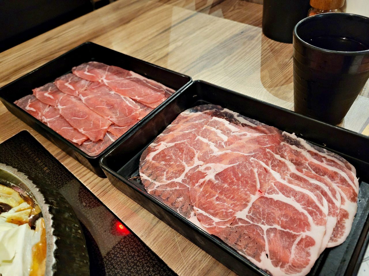 台中沙鹿|壽喜燒一丁|現切肉品、蔬菜無限量供應吃到飽.現沖牛肉湯.豐富甜點區.冷飲熱飲霜淇淋 - 第32張圖