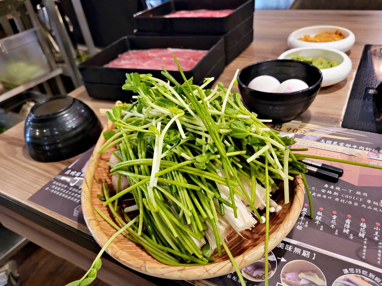 台中沙鹿|壽喜燒一丁|現切肉品、蔬菜無限量供應吃到飽.現沖牛肉湯.豐富甜點區.冷飲熱飲霜淇淋 - 第23張圖