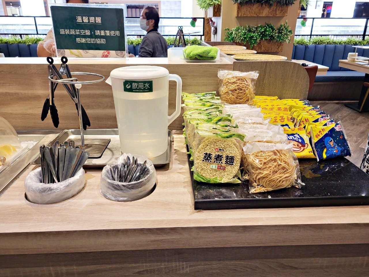 台中麗寶|星野肉肉鍋PLUS|頂級奢華和牛吃到飽.招牌熊熊鴛鴦鍋.多元蔬菜熟食吧 - 第38張圖