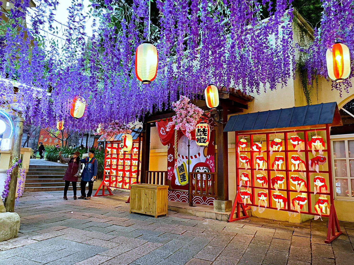 南投魚池|2023年九族文化村櫻花祭|搭纜車鳥瞰園區櫻花.日式浴衣體驗.賞夜櫻火舞秀 - 第9張圖