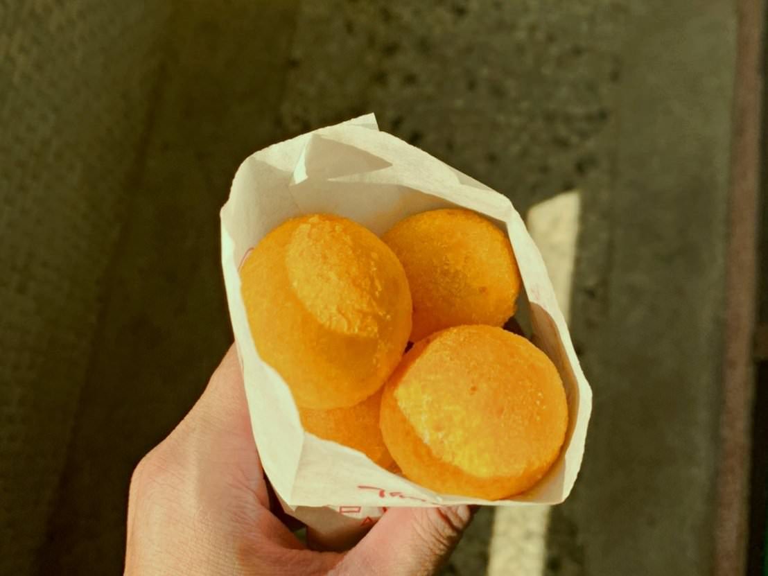 台中沙鹿|麻糬燒.地瓜球|沙鹿在地排隊美食.外酥內軟炸麻糬 - 第8張圖