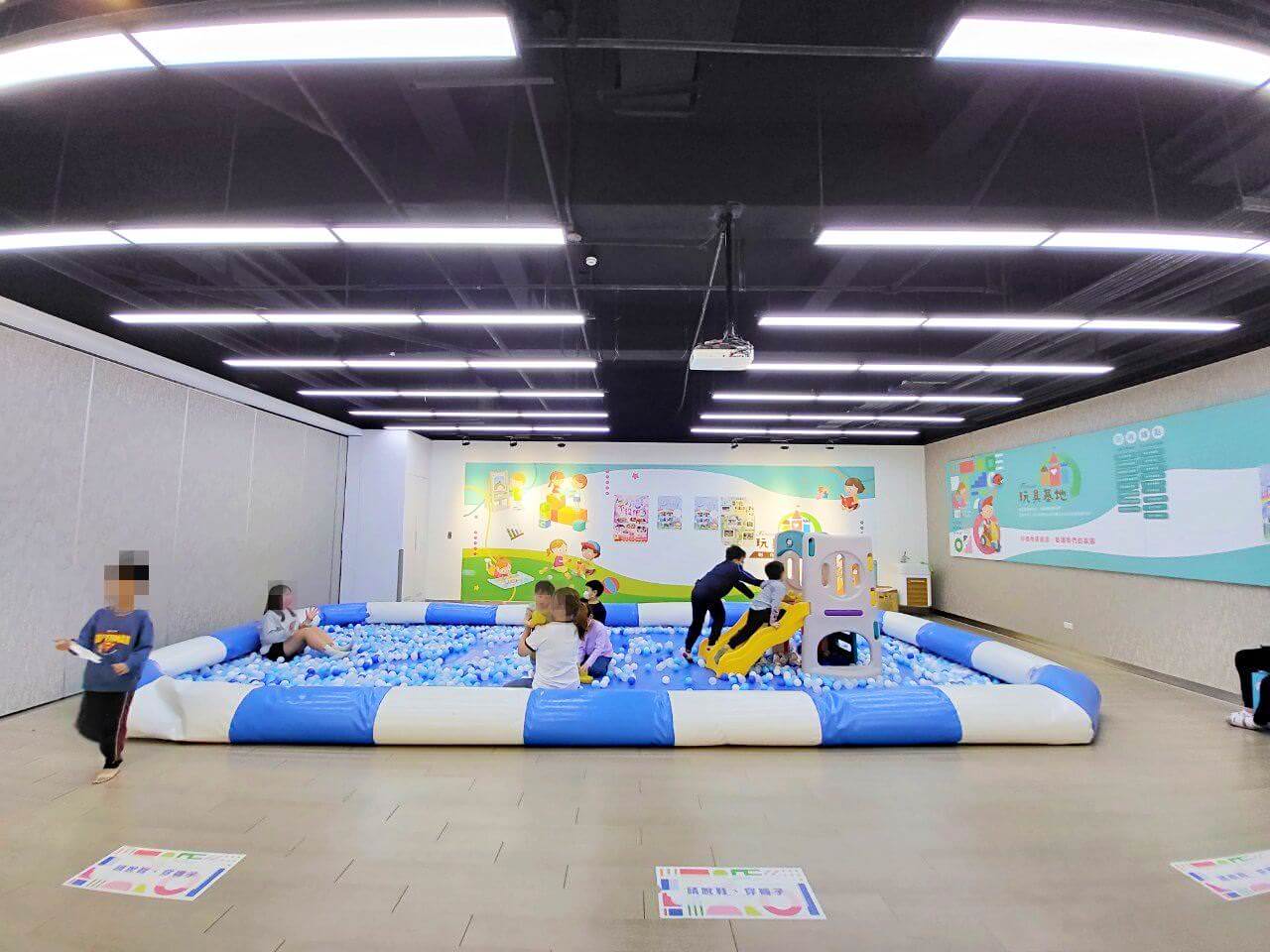 彰化市區|台塑生醫健康悠活館|免門票好停車室內觀光景點.小朋友球球池 - 第58張圖