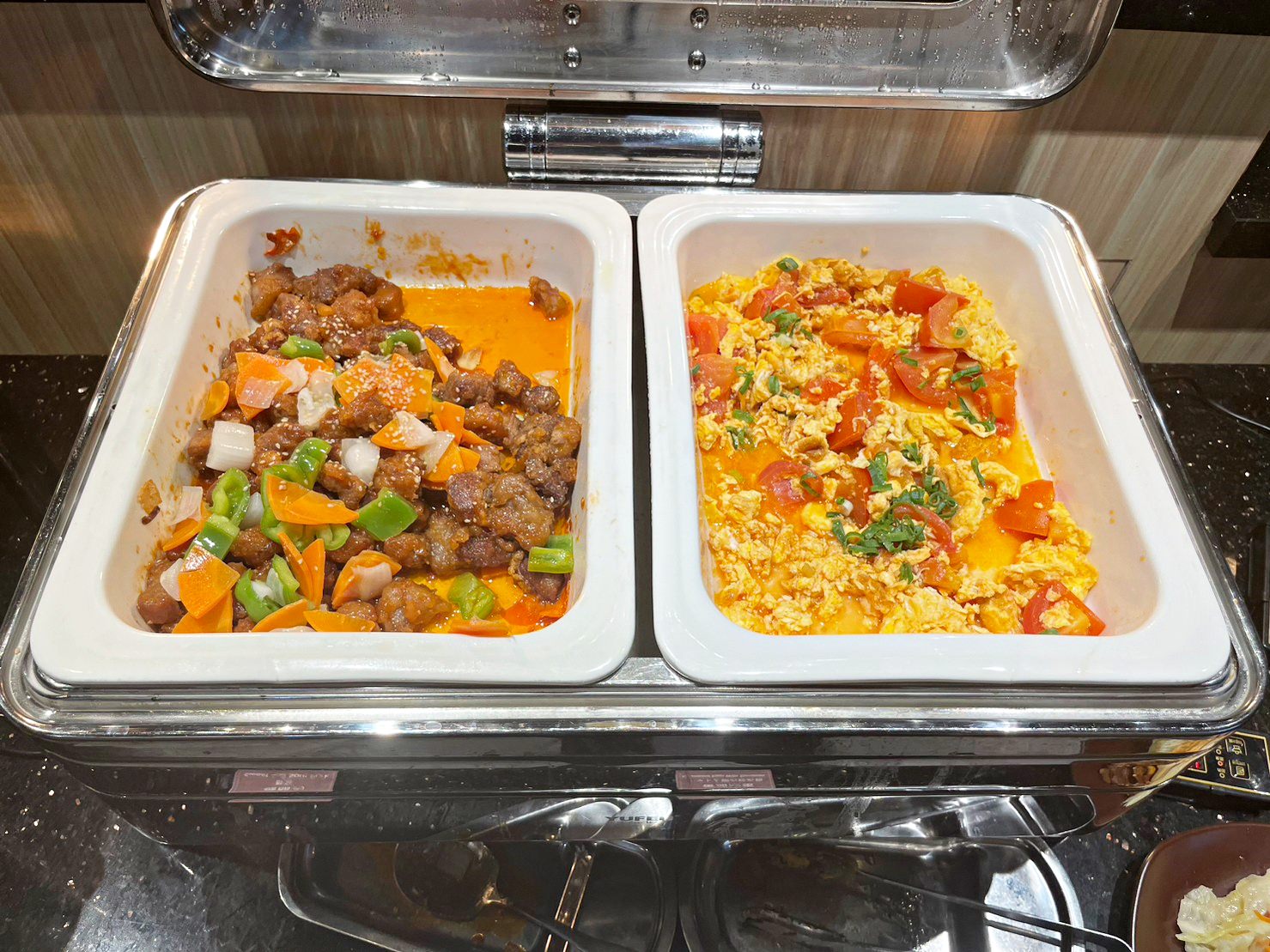 台中港三井|金舌燒肉Kintan Buffet |燒肉吃到飽.多種醬料可以選擇.多元自助沙拉吧 - 第35張圖
