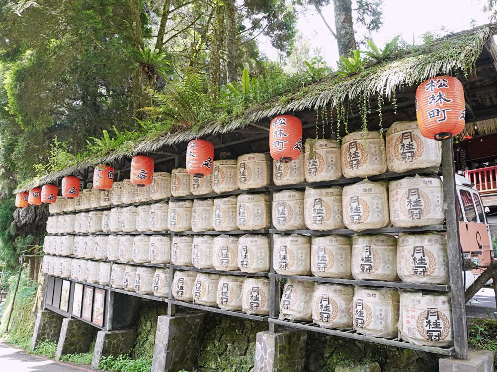 南投鹿谷|溪頭松林町妖怪村|日式特色風格商店街.超好拍造型眼球鳥居及妖怪公車 - 第3張圖