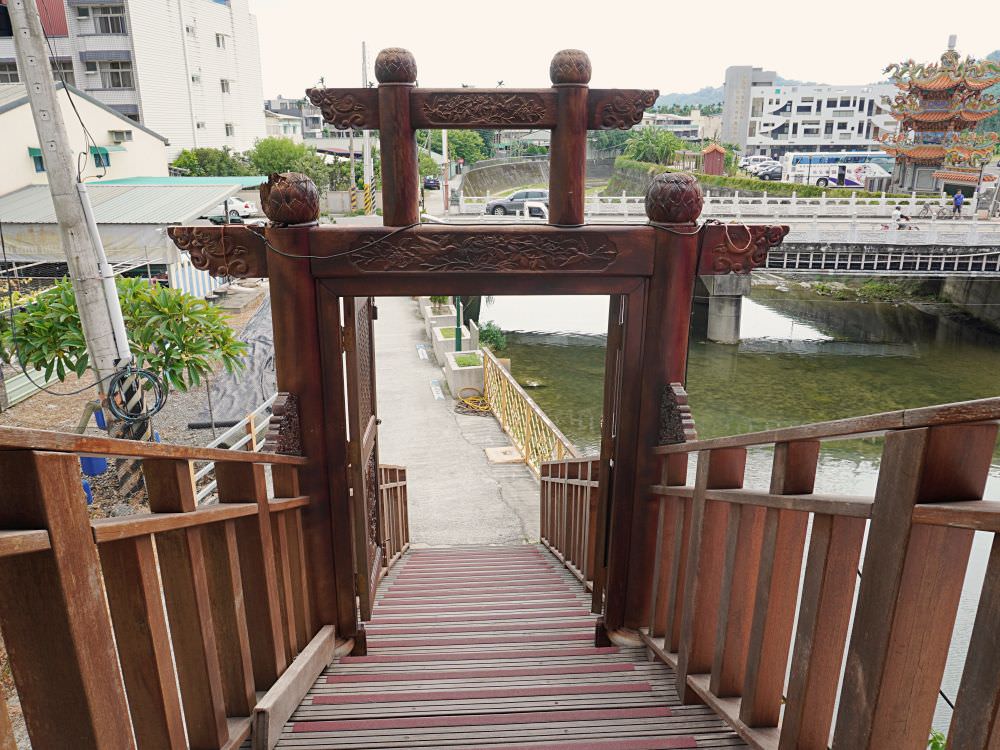 南投集集|武昌宮&浙江泰順廊橋|充滿古風的跨河廊橋.保留921地震樣貌的寺廟 - 第7張圖