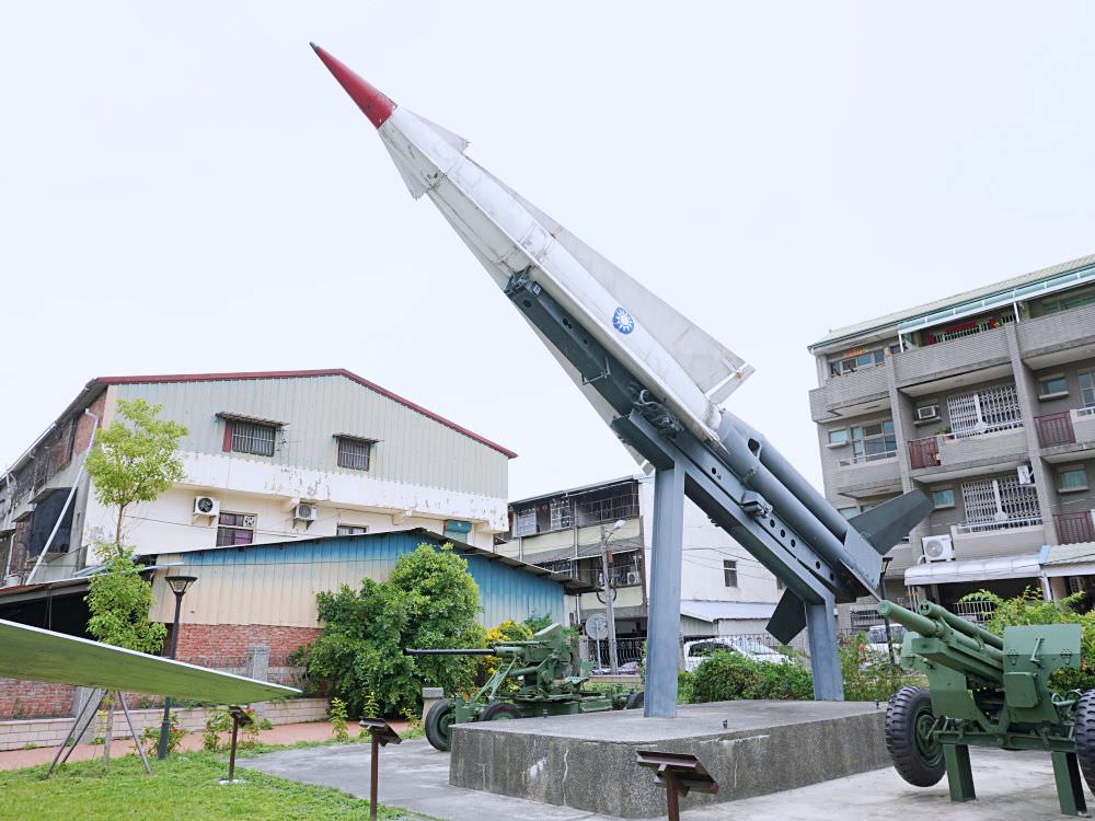 南投集集|軍史公園|展示不同除役後的軍事設備.免費的特色小公園 - 第12張圖