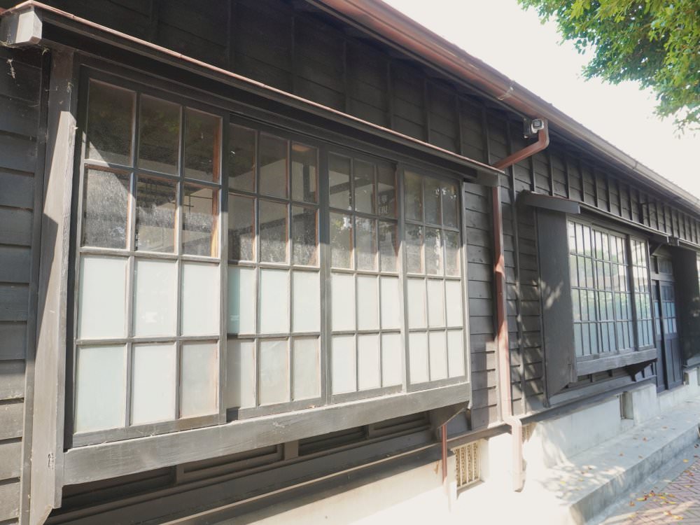 苗栗苑裡|山腳國小日治後期宿舍群|環境清幽.典型日式宿舍建築 - 第10張圖