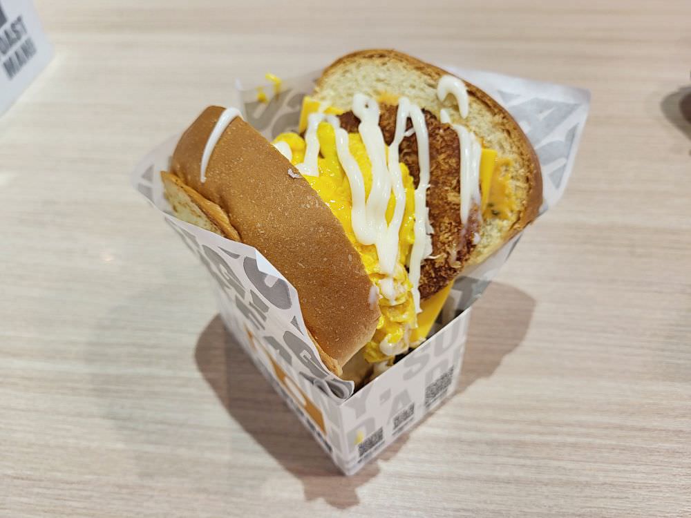 台中南屯|吐司男精科店|超軟Q的厚片爆蛋土司.很牛私房厚吐司.無敵千島蝦厚吐司 - 第10張圖