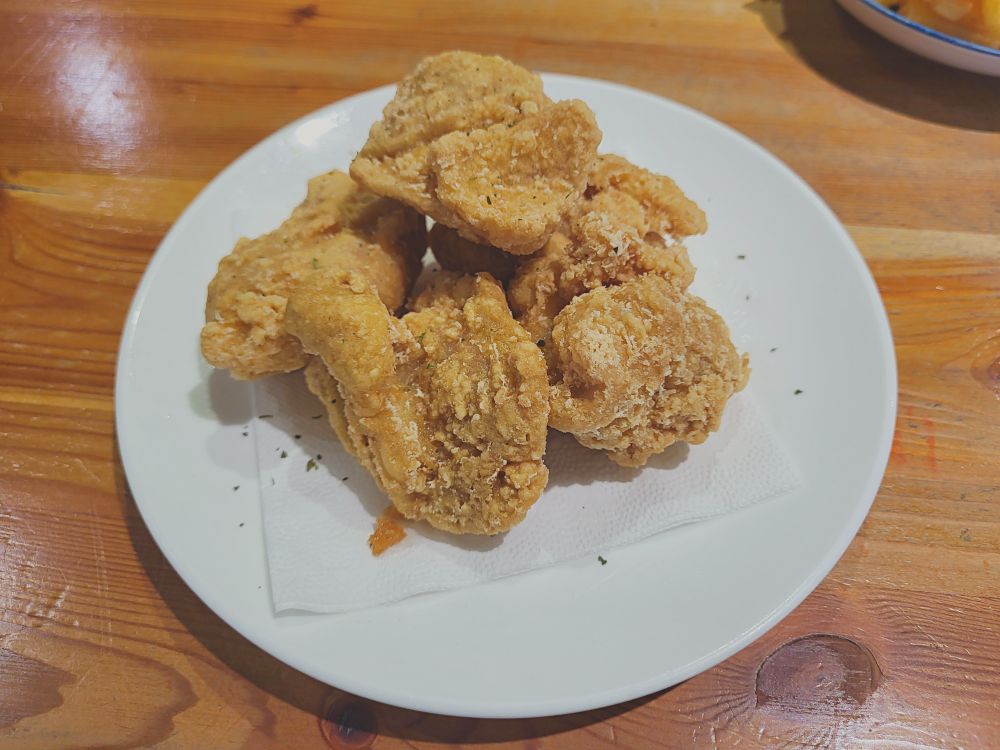 禾間糧倉|好吃的板煎牛排及火山熔岩起司炙烤牛排|晚上也能吃到早午餐及義大利麵|位在台中勤美綠園道及科博館附近 - 第31張圖