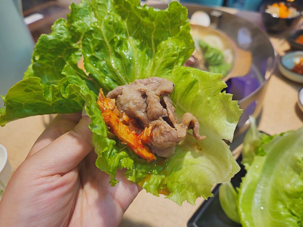 首爾韓鍋逢甲店GANGNAM Korean Restaurant|好吃的韓式銅盤烤肉.美味特色的韓國小菜.料多豐盛的海鮮煎餅.單人及多人套餐組合.位在逢甲夜市旁 - 第12張圖