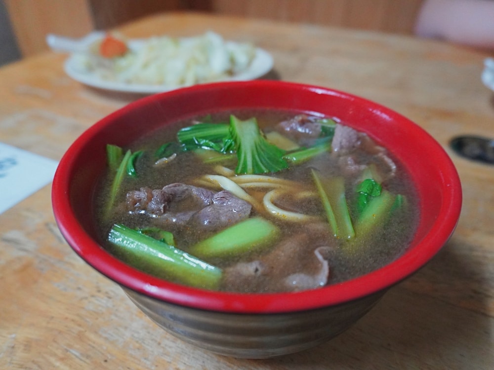 原鄉食堂美食餐廳|Google高評分特色原住民風味餐.銷魂烤肉飯.好湯頭的清燉牛肉麵.位在清淨農場高空景觀步道旁 - 第18張圖